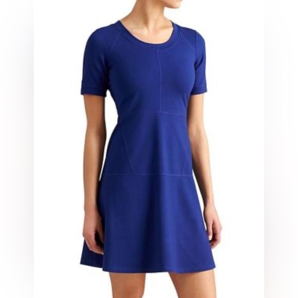 Athleta Dresses & Skirts - Athleta En‎ Route Dress